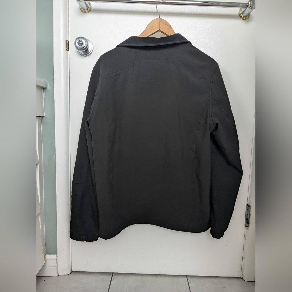 Water resistant, windproof softshell jacket - Picture 2 of 6